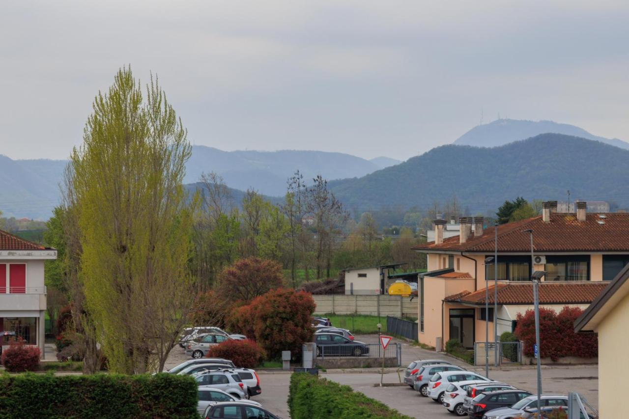 Giotto Guesthouse Due Carrare Exterior foto